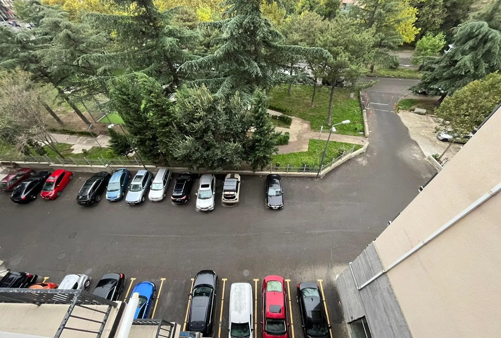 Deluxe One-Bedroom Apartment Near Metro & Tbilisi Sea 0*,